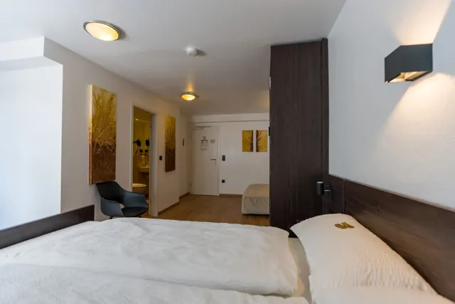 Dreibettzimmer mit Balkon im Hotel Latio, Ansicht 2