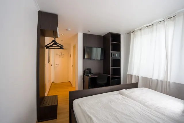 Kleines Doppelzimmer im Hotel Latio, Ansicht 9