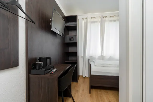 Kleines Einzelzimmer im Hotel Latio, Ansicht 3