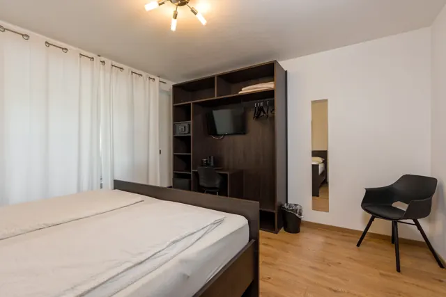 Standard Doppelzimmer im Hotel Latio, Ansicht 7