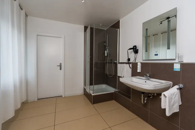 Standard Doppelzimmer im Hotel Latio, Ansicht 12