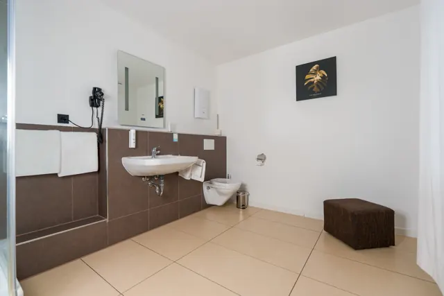 Standard Doppelzimmer im Hotel Latio, Ansicht 13